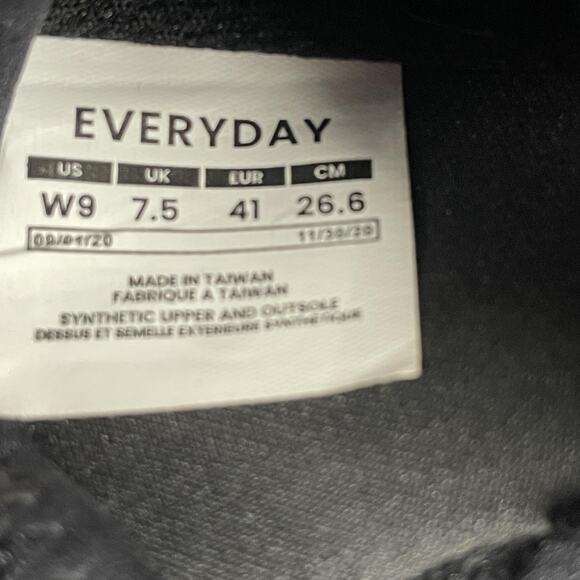 Vessi Everyday Shoes Womens Size 9 Waterproof Knit Lace Up Sneakers Comfort - Picture 14 of 14